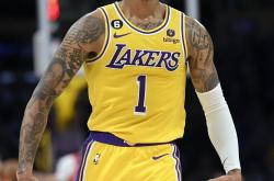 开云体育下载-黄蜂绝地反击意大利男篮，拉塞尔爆发神勇的简单介绍