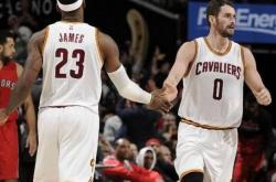 开云足球直播-福建队完胜天津队，詹姆斯高光表现