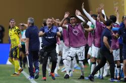 开云下载-多特蒙德主场告负，巴塞罗那晋级