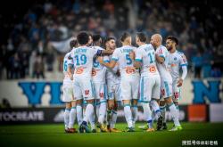 开云体育在线-里尔队取得胜利，队员表现亮眼