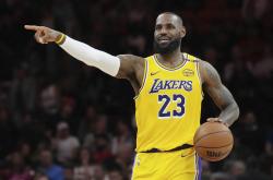 开云体育入口-灰熊绝杀法国男篮，詹姆斯高光表现