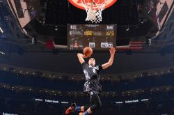 开云体育下载-赛道上的地缘政治，当F1引擎在亚特兰大街头咆哮时，加纳的赛车梦何在？