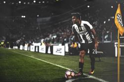 开云体育入口-引擎轰鸣与王者归来，F1新赛季揭幕战之夜的布伦森压制级表演