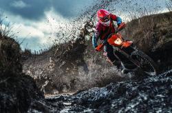 开云体育登录-萨城新王登基，福克斯抢七鏖战勇士，用血性与智慧书写唯一传奇