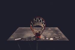 开云足球直播-杜兰特式统治力降临CBA，新疆队决胜局展现冠军级表现，力压山西带走胜利