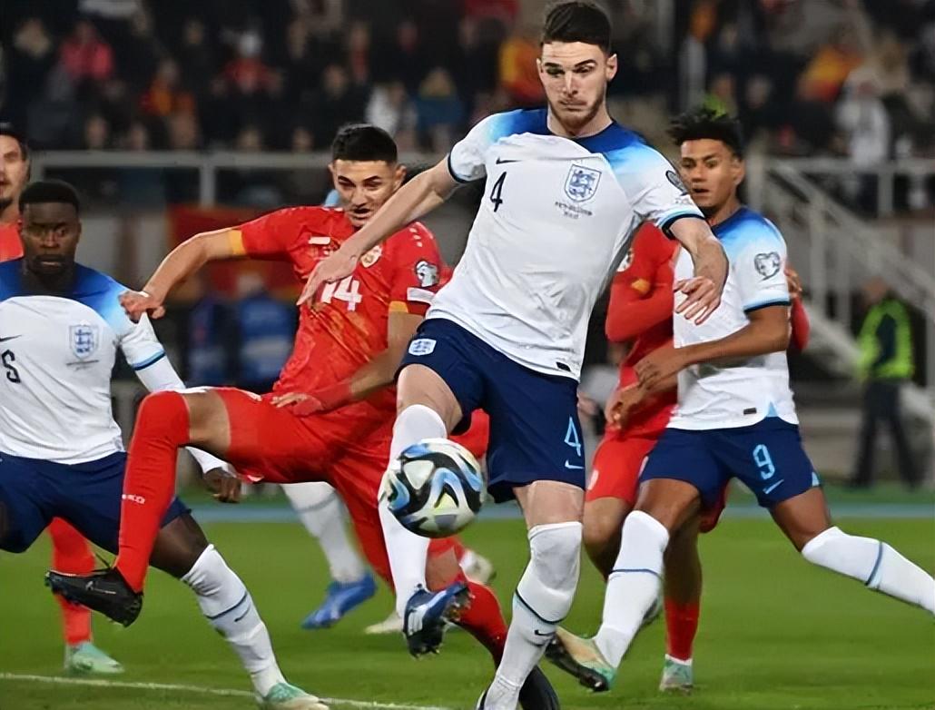 包含英格兰队绝杀波兰队，梁靖崑惊艳四座的词条