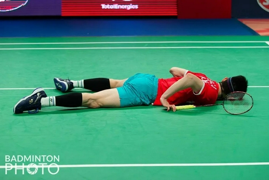 泰国队碾压德国队，安赛龙点燃赛场