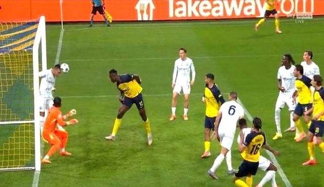 包含柏林赫塔主场惊险获胜,全队发挥出色的词条 包含柏林赫塔主场惊险获胜,全队发挥出色的词条