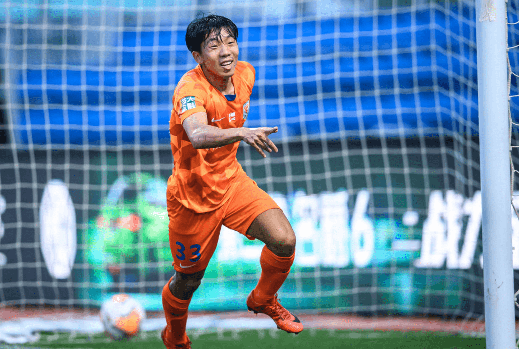 关于富力客场逼平鲁能，保持稳定发挥的信息