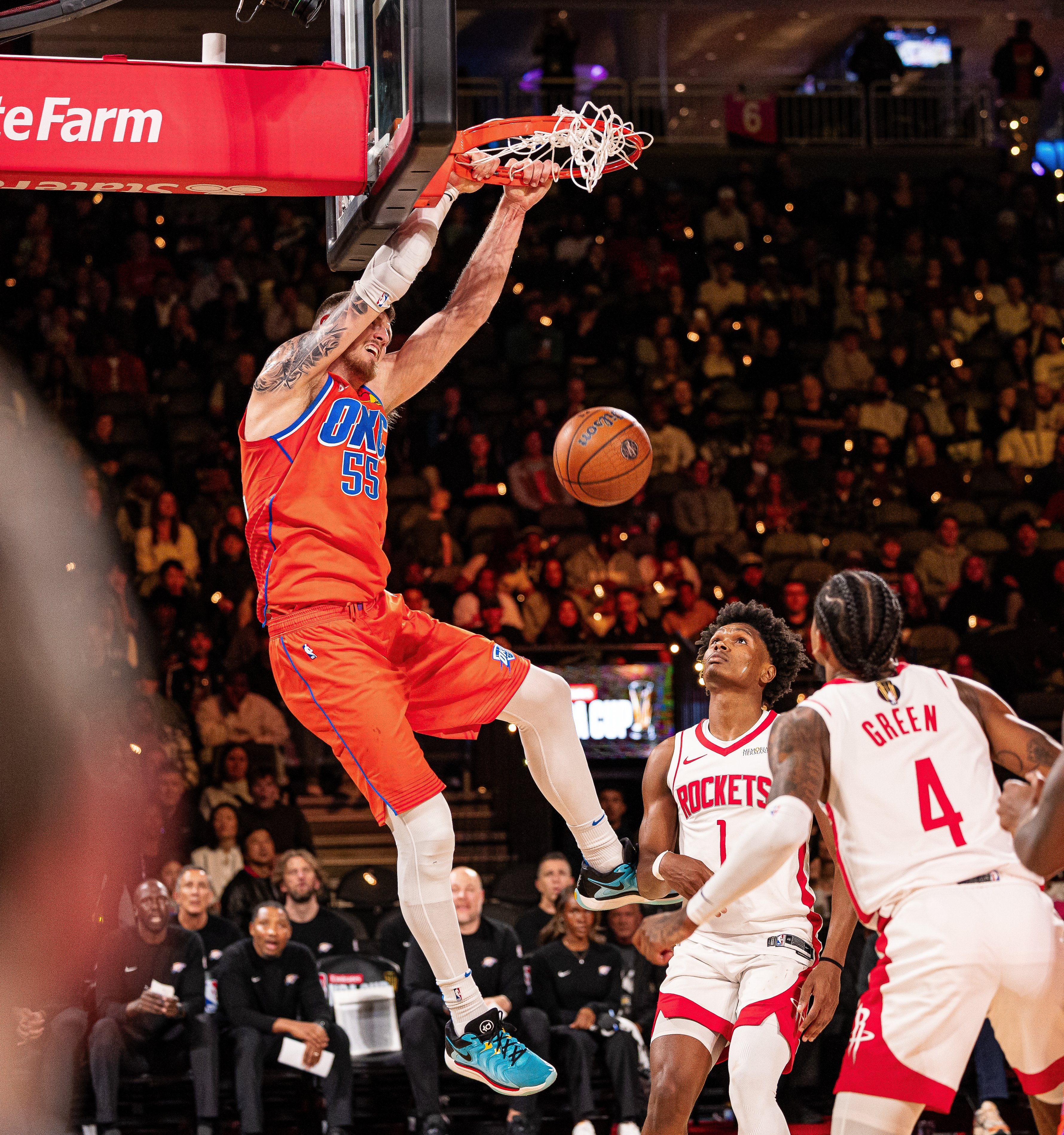 热火队客场逆转艰难取胜锁定胜局！