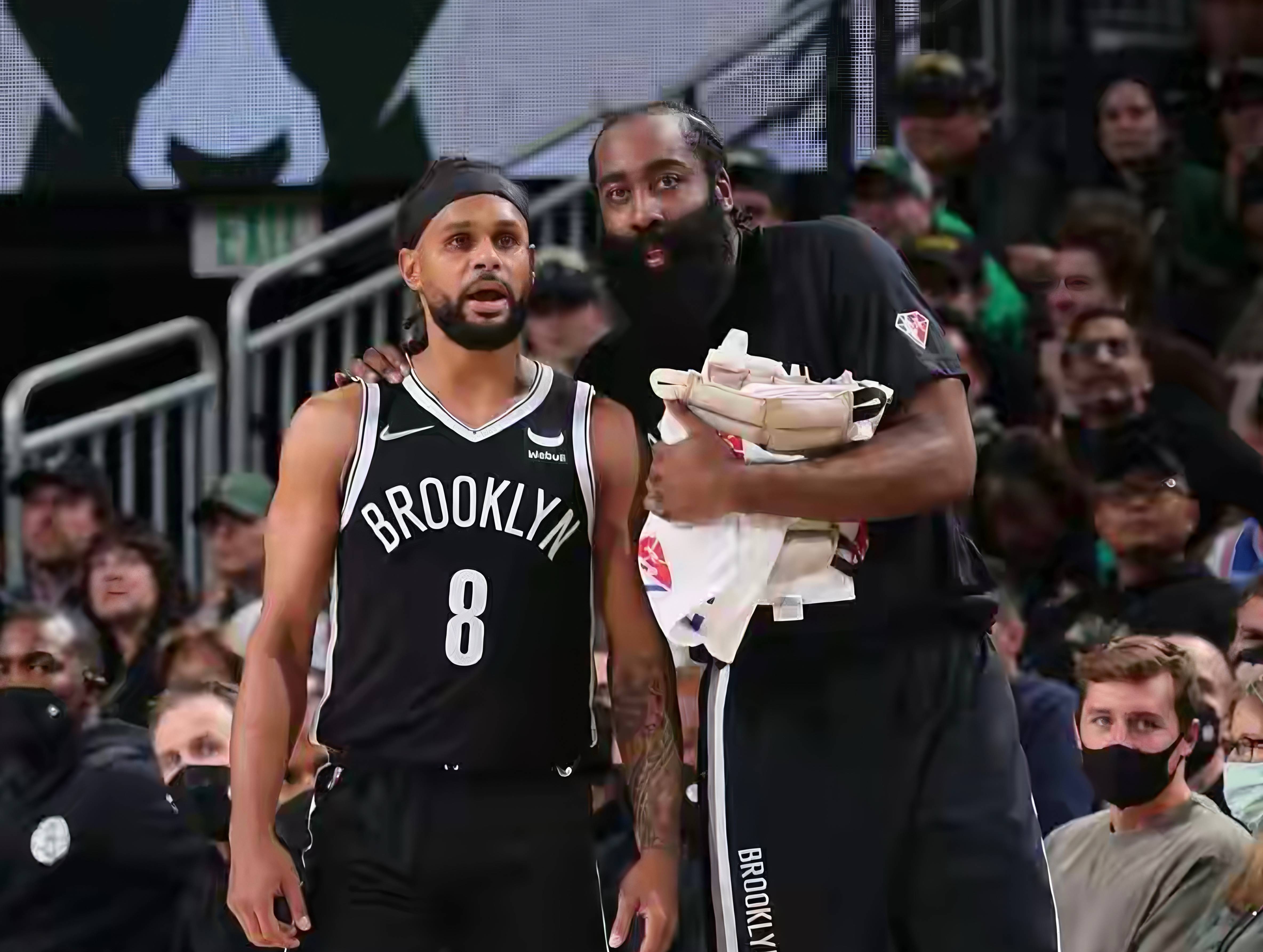 NBA总决赛:湖人队击败尼克斯队 NBA总决赛:湖人队击败尼克斯队