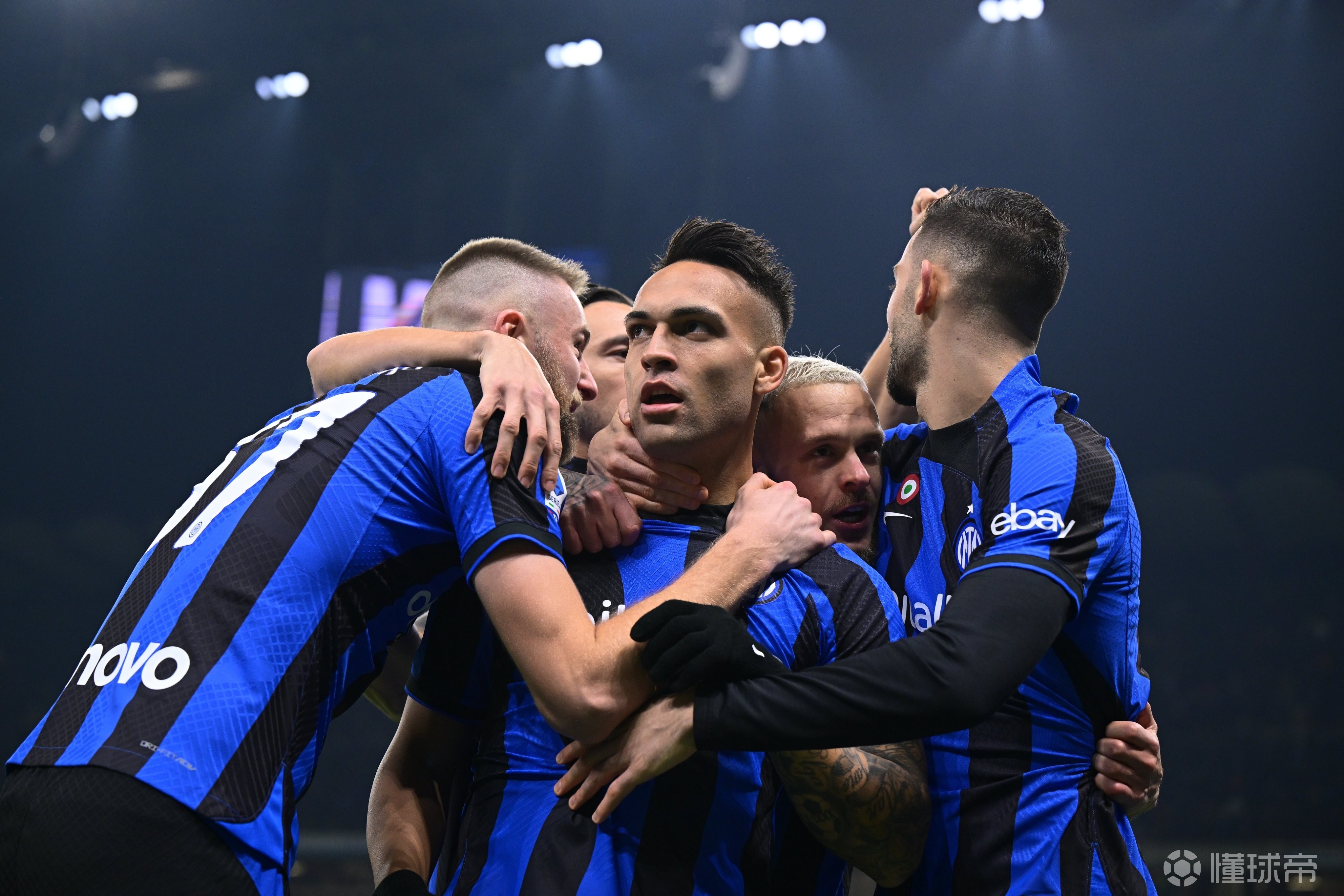 国米主场取胜，继续紧随领跑者