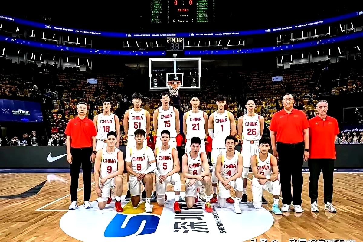 篮球锋线强化阵容,球队备战新赛季 篮球锋线强化阵容,球队备战新赛季