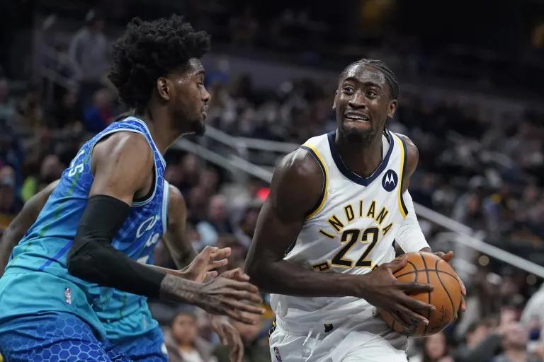 关于拿坡里主帅宣布计划提升球队实力的信息