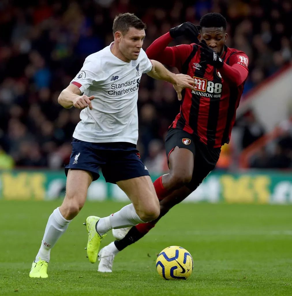 汉堡客场赢球，取得关键三分的简单介绍