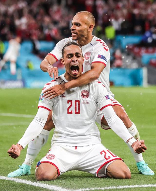 包含英格兰遭遇乌克兰翻盘，小组赛前景堪忧的词条