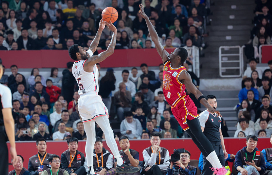 老将提前复出助队取得突破性胜利的简单介绍 老将提前复出助队取得突破性胜利的简单介绍